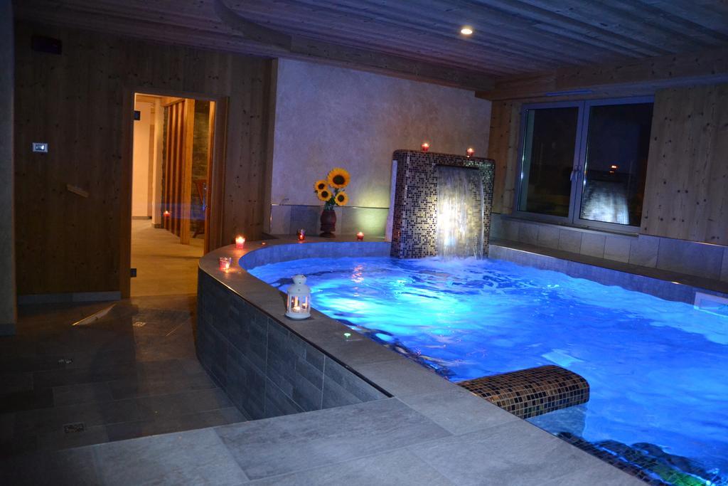 Roisan Village Paradis מראה חיצוני תמונה