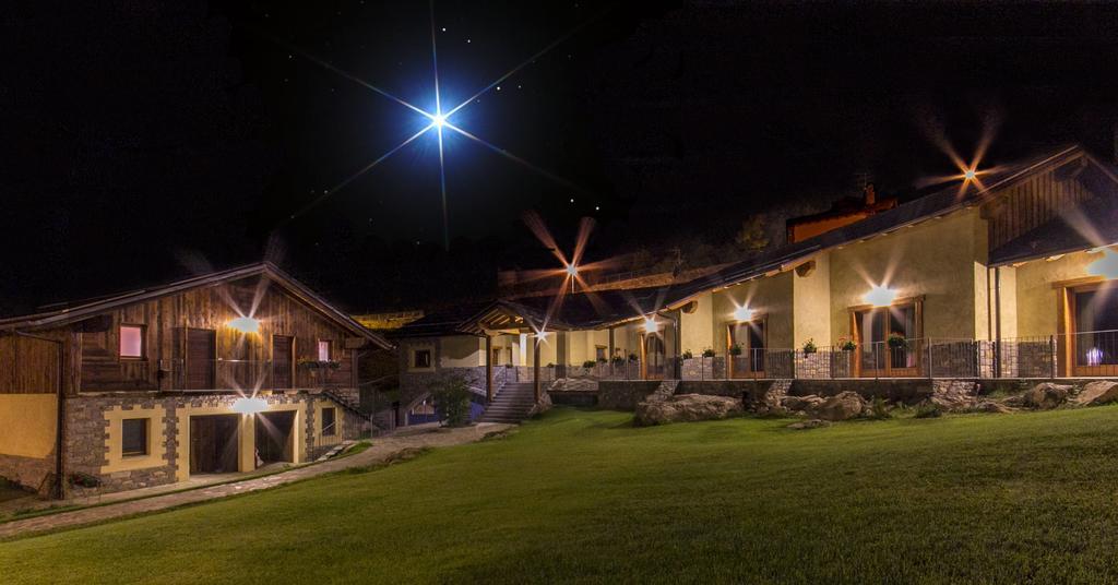 Roisan Village Paradis מראה חיצוני תמונה